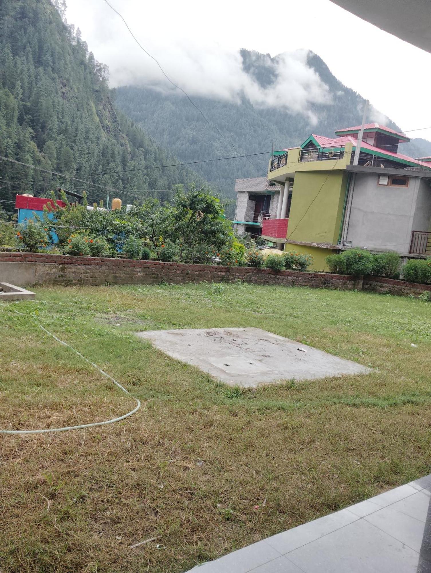 Hotel Dog N Hill Kasol Exterior foto