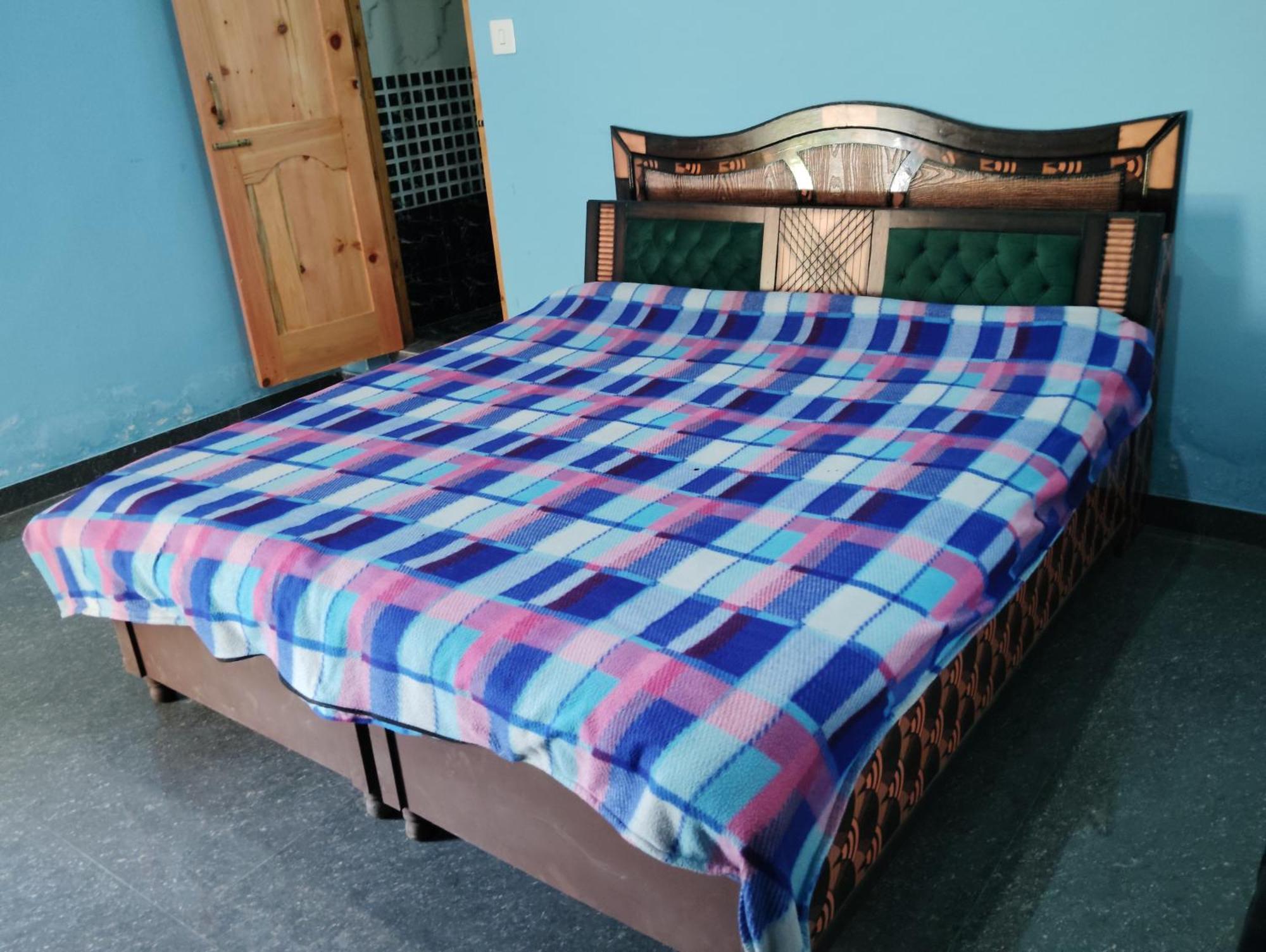 Hotel Dog N Hill Kasol Exterior foto
