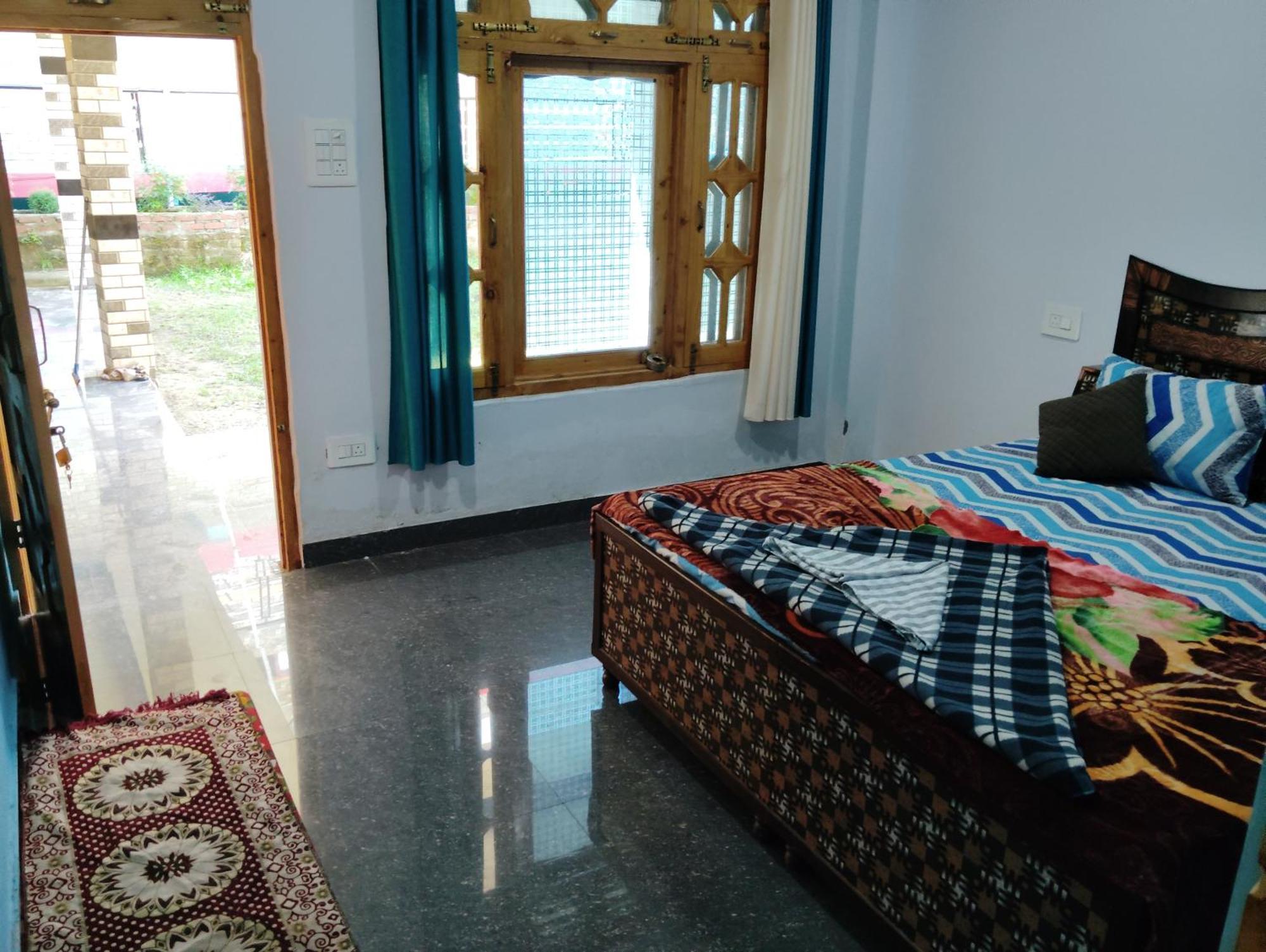 Hotel Dog N Hill Kasol Exterior foto